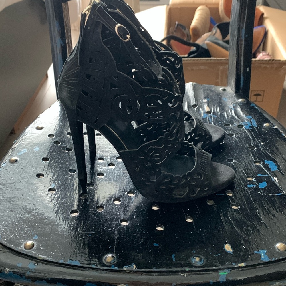 Zara Spanish style high heels